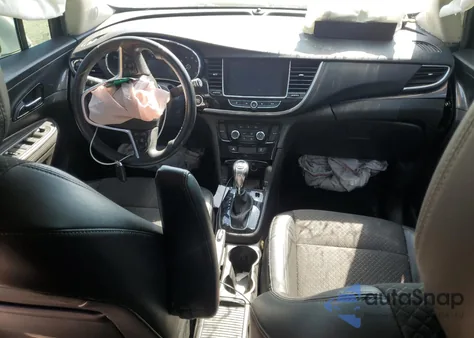 2021 Buick Encore Preferred z USA, uszkodzony, nr VIN KL4CJASB4MB347799